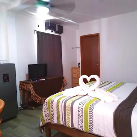 Suites Fenicia (Adults Only) Playa del Carmen Exterior photo