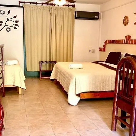 Suites Fenicia (Adults Only) Playa del Carmen Exterior photo